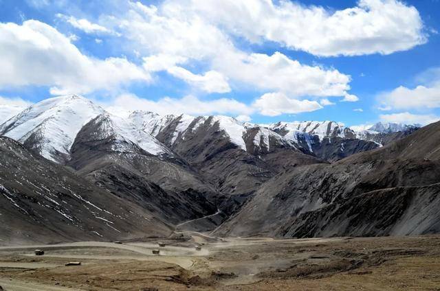 世界上海拔最高的公路！比川藏线艰险N倍！