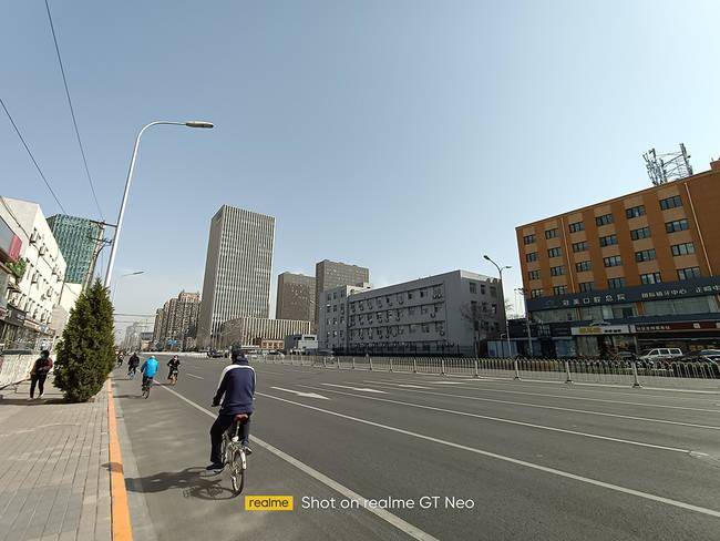 对同价位产品的一次无差别打击realme真我gtneo评测