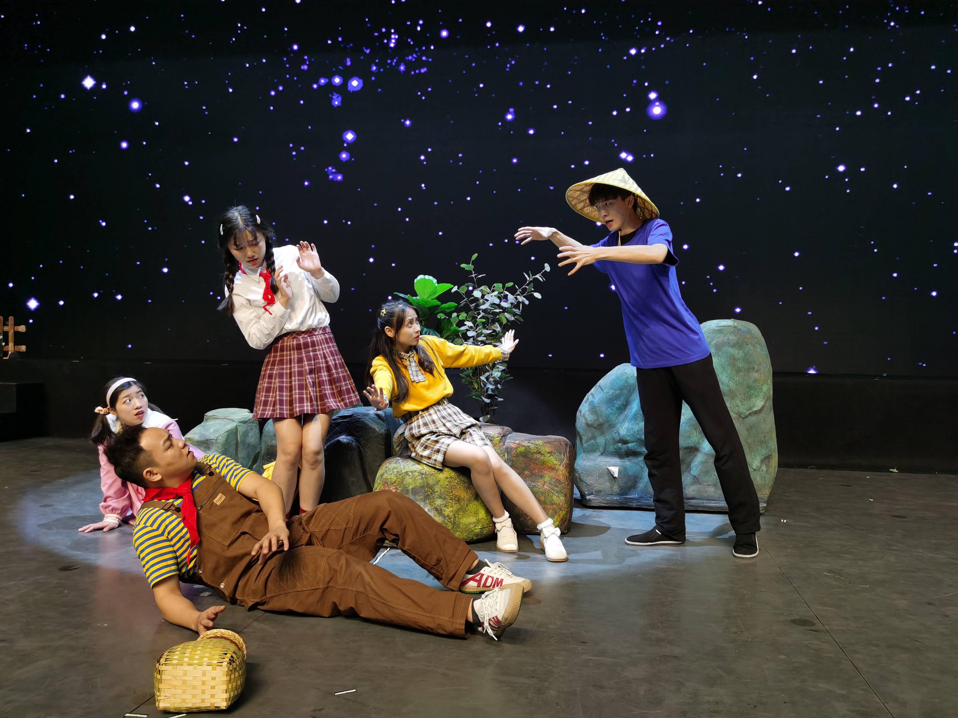 一部剧看哭了很多人的亲子舞台谁动了我的时光