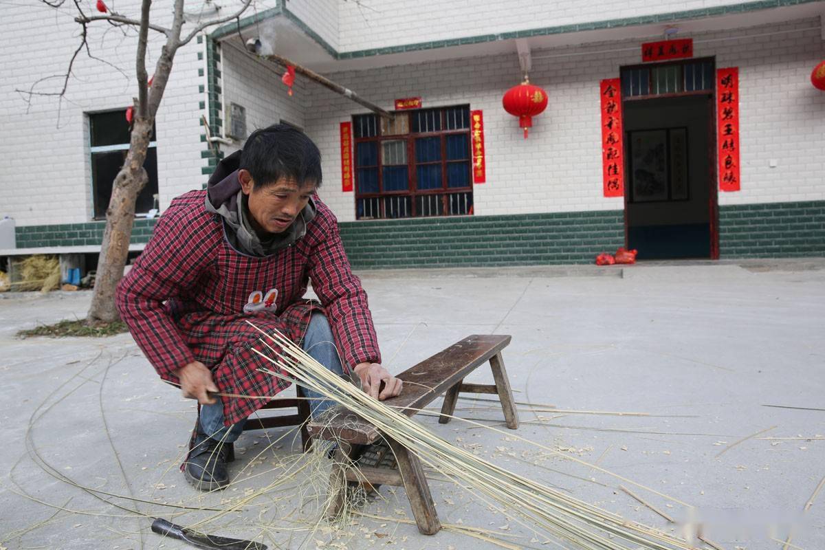 受死日可以迁坟吗 ac7ab40b655e4b57936f0a2c72030550.jpeg