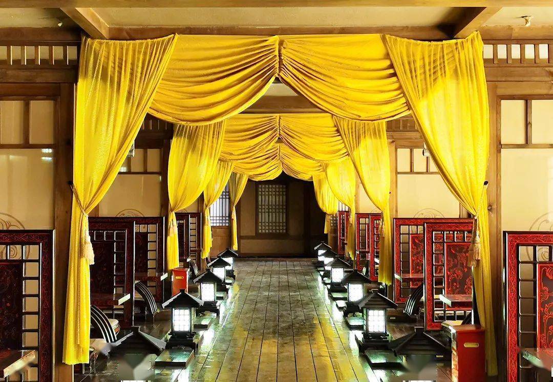 2021年4月2日,第六届金丝玉翼龙奖作品大赛将在乌尔禾区博玉大酒店