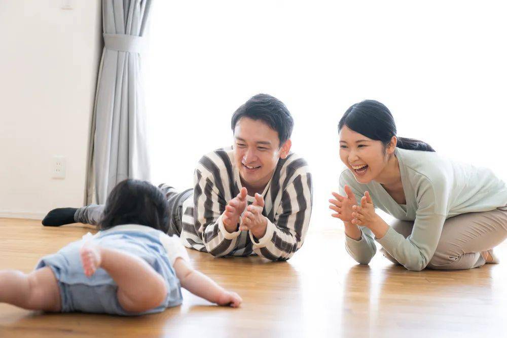 时间用在高质量的亲子陪伴上,对孩子进行科学的引导,在家早教的效果