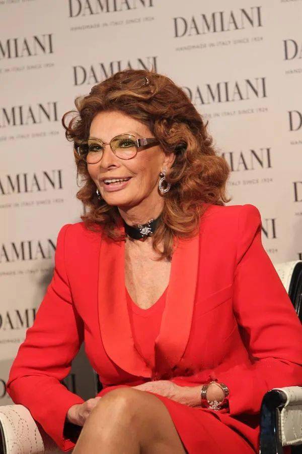 索菲亚·罗兰:绽放光芒的风格美人_奥斯卡