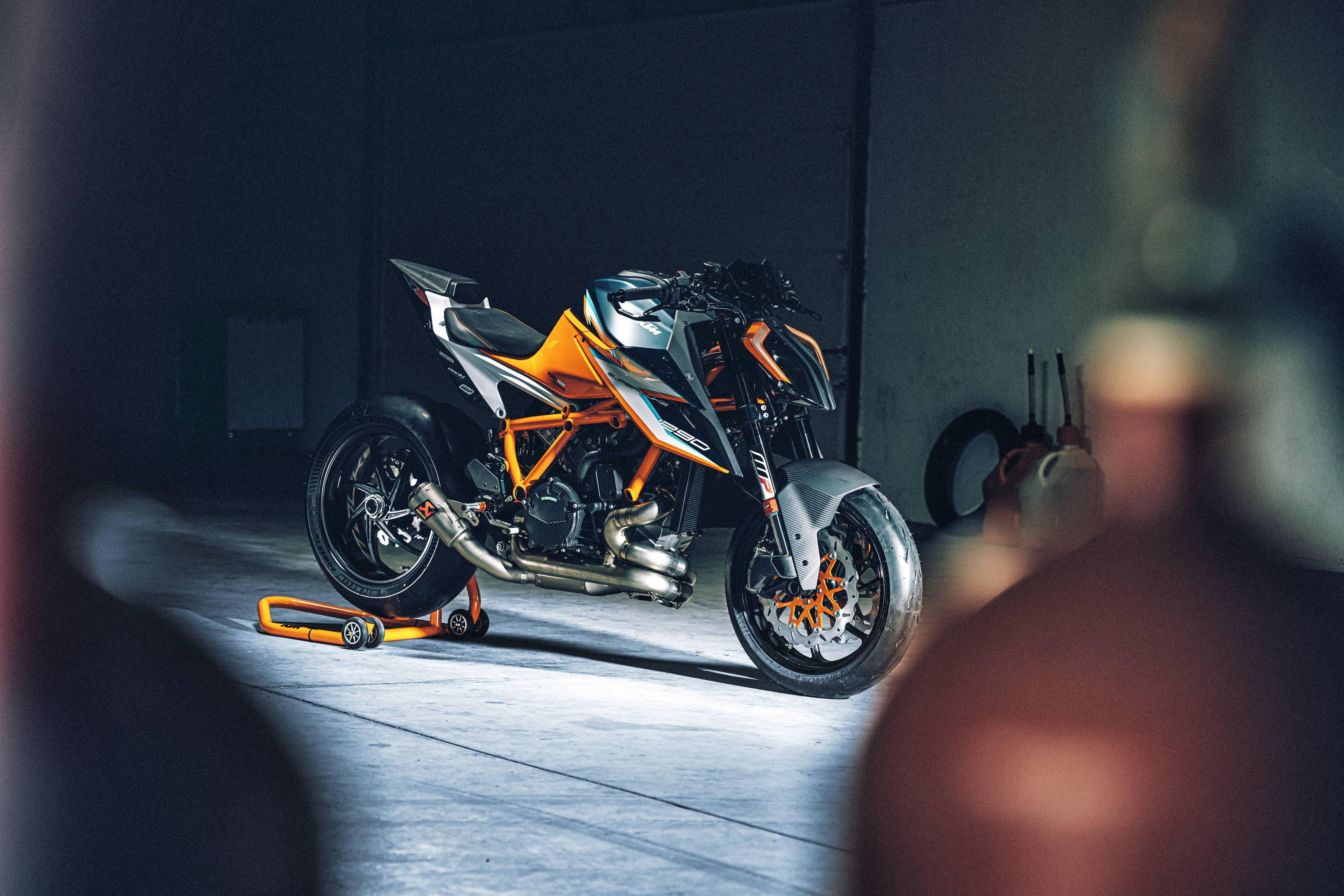 ktm1290壁纸公爵图片