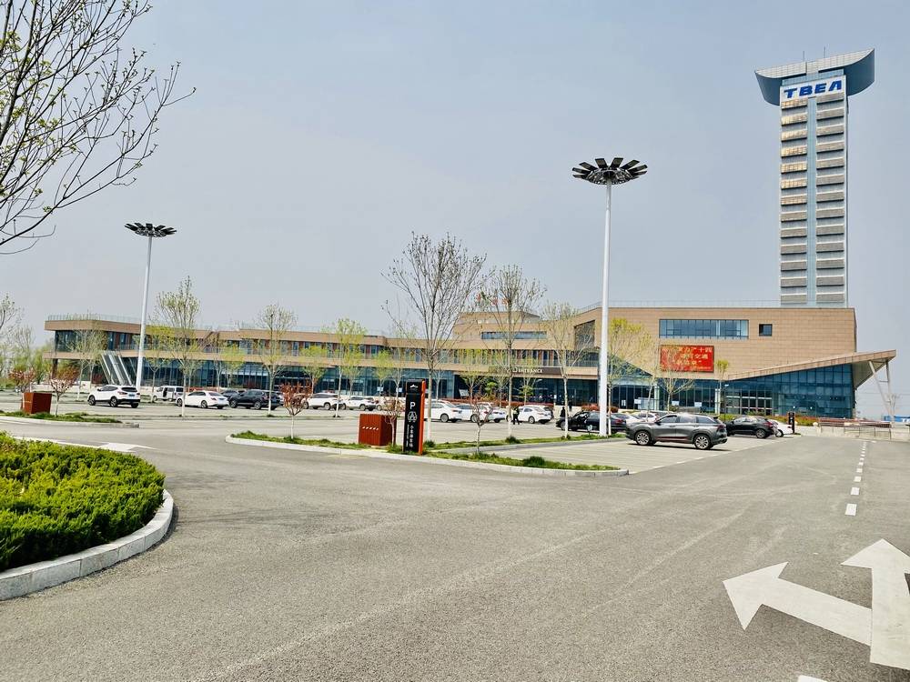 沿着高速看中国|探访新汶服务区"司机之家":吃好喝好睡好_改造