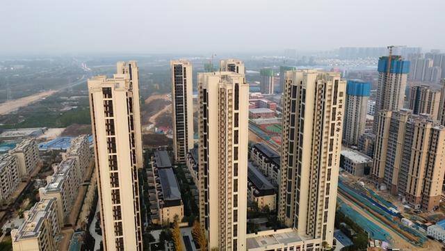 人口70万多数楼盘价格不超10000平方米在郑州南龙湖买房值吗