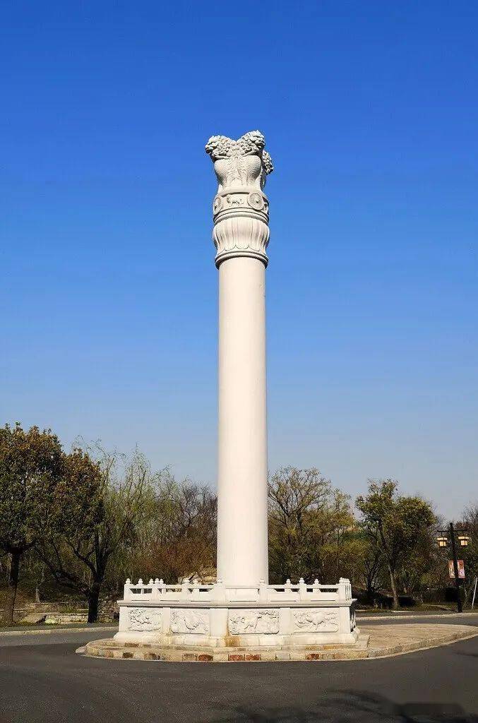 天牛柱陈子龙纪念馆出生于广富林的陈子龙,是明末清初中国著名的文学