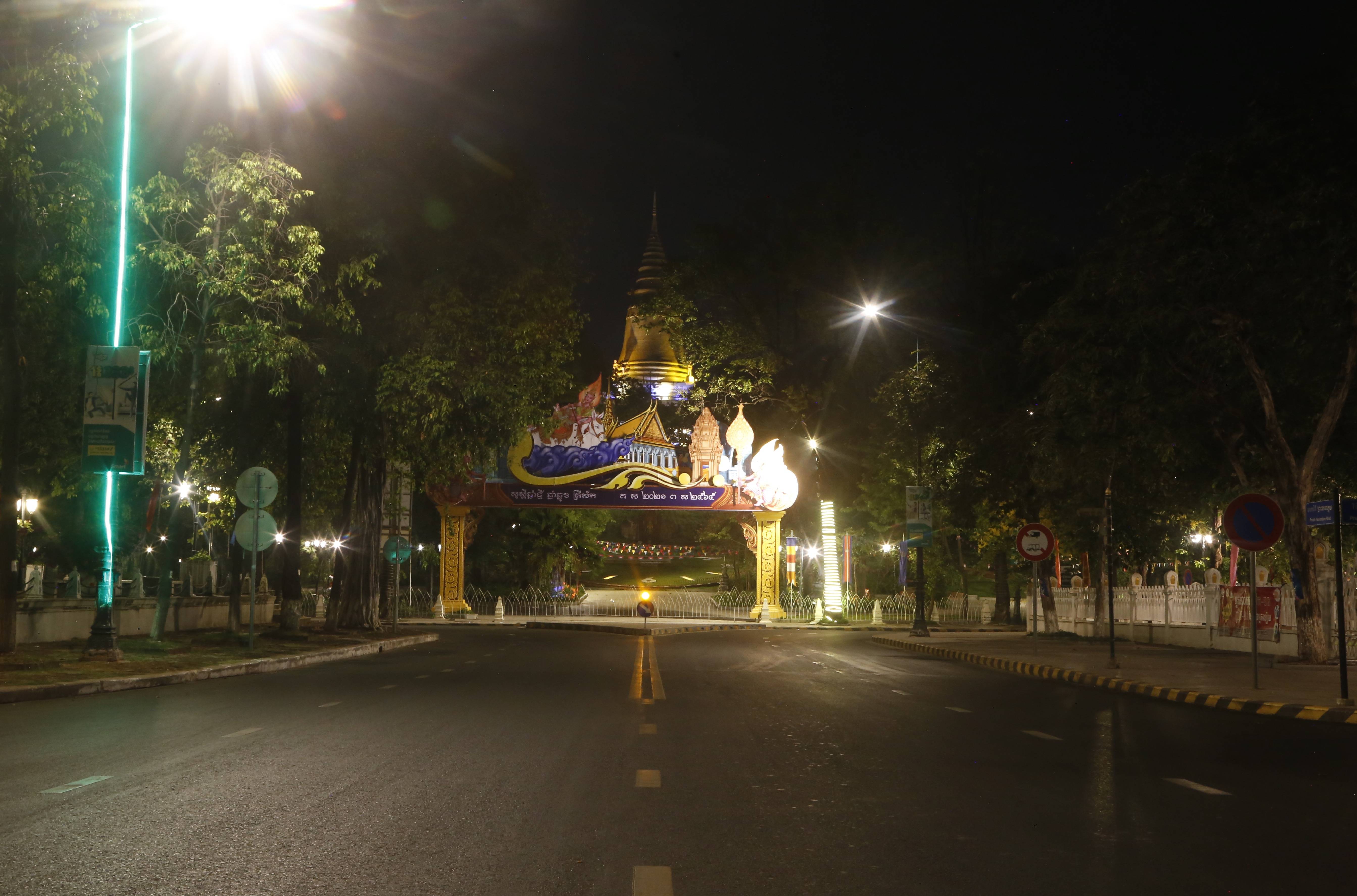 柬埔寨金边夜景图片