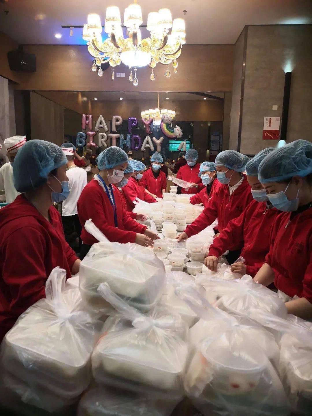 致敬!蛇口街道科创酒店集中隔离专班餐饮组荣获广东省五一劳动奖状