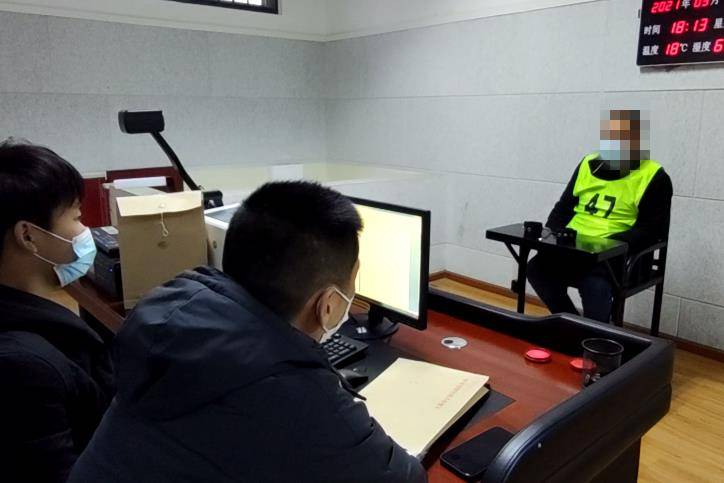 网红郭某某卖违禁减肥药:1元批发卖69元一粒,