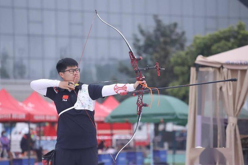 正中靶心青岛射箭名将王大鹏以总分第一名成绩获东京奥运参赛资格
