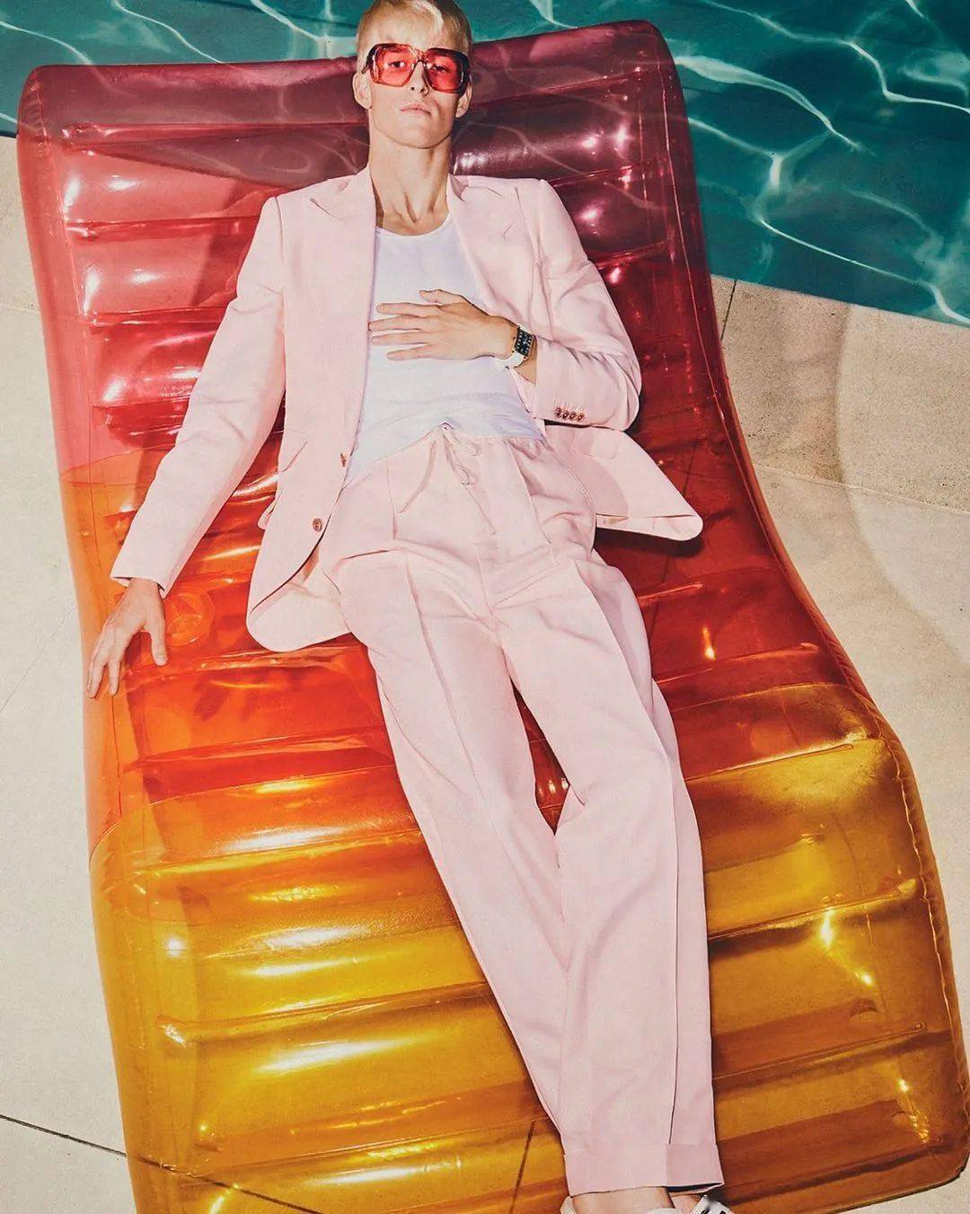 tomford发掘的白金发新人男模