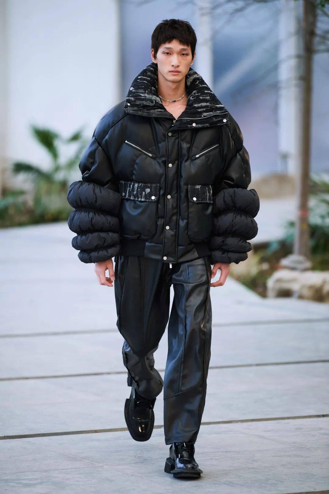 获yu prize创意大奖100万现金奖励的羽绒服设计师"陈鹏"是谁?