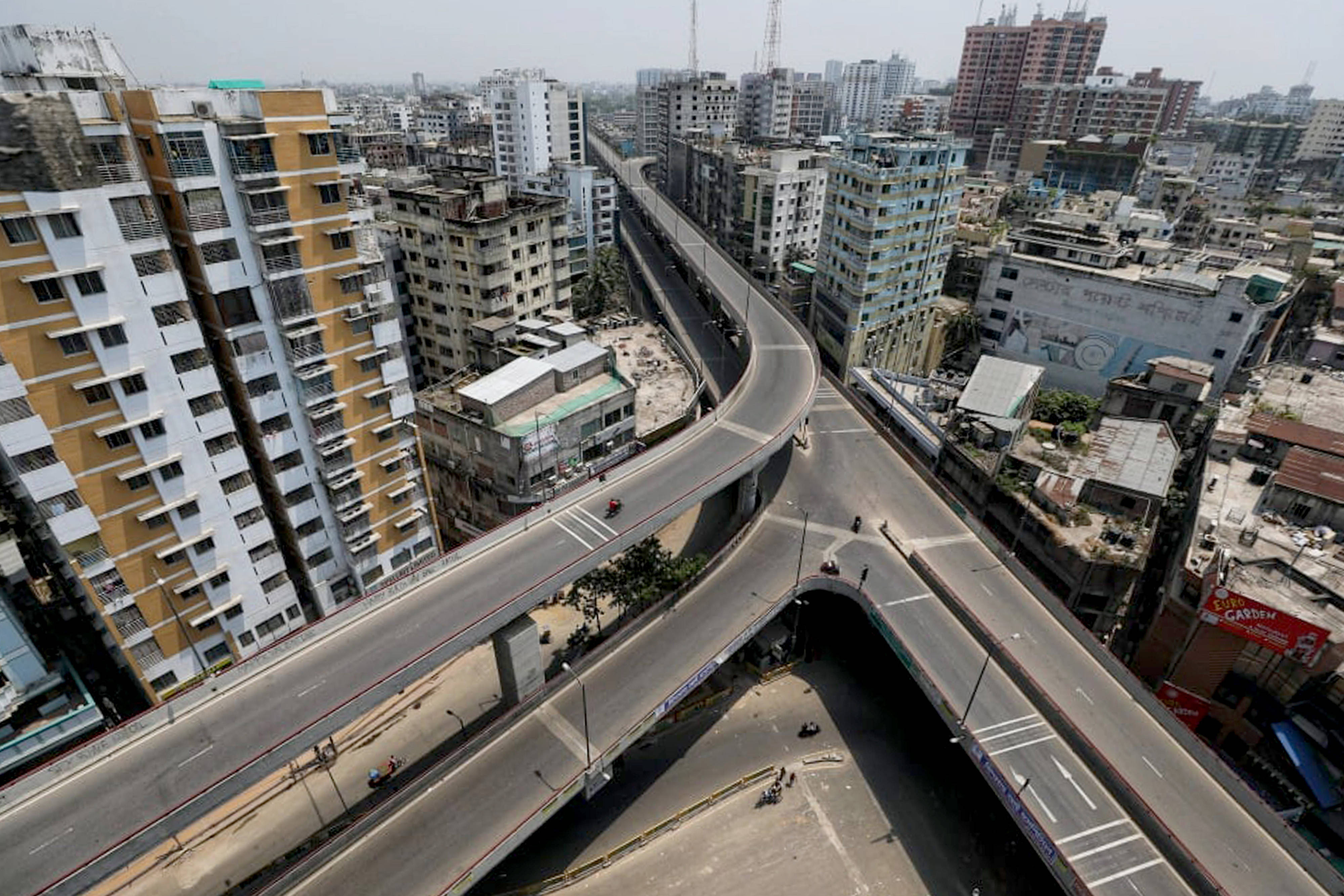 "封城"中的达卡