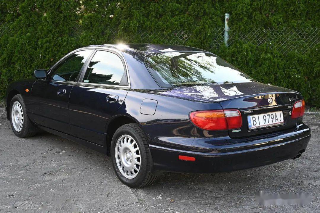 上世纪90年代这款马自达和中国无缘