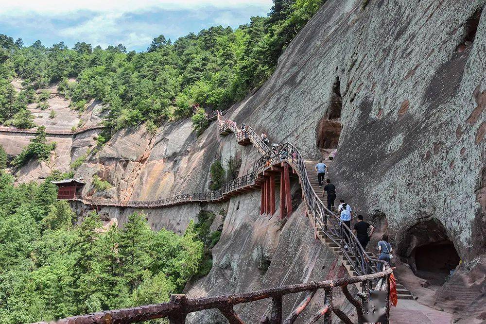 春季旅游,且看黄陵国家森林公园