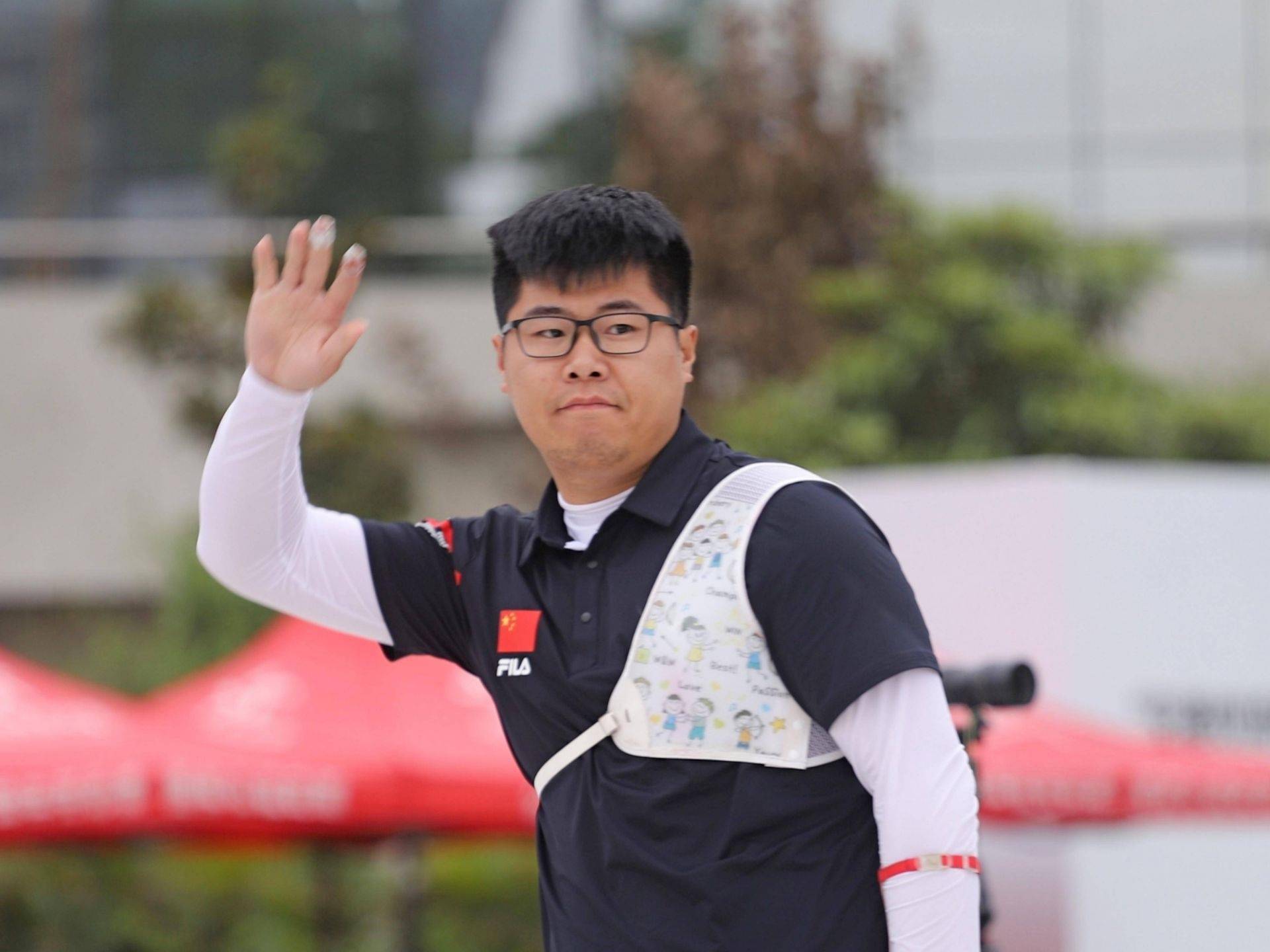 赢下"最强射手"之战,奥运"满额参赛"!青岛名将王大鹏改写中国射箭史