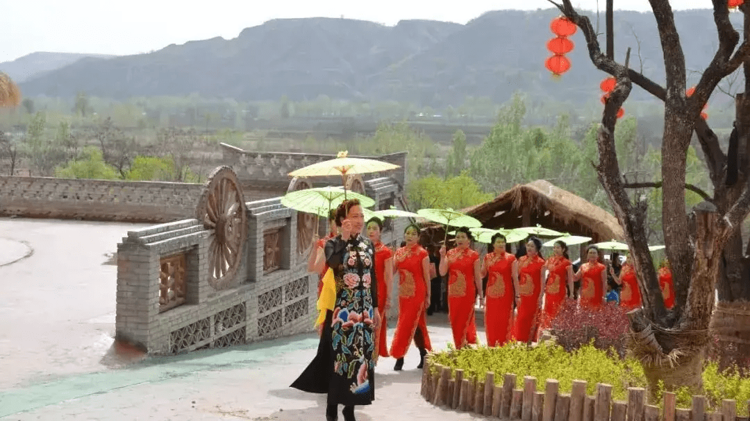 平凉文旅总工会踏春行七彩泾川罗汉洞乡挽头坪村