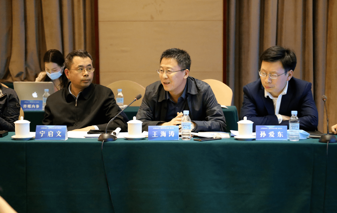 二中三班王强的变化 7656942d541e463eaeb24a146bd6ddde.png