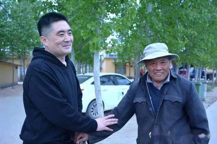 媒体群众的事无小事教育厅驻村书记张继梁的1001个日夜