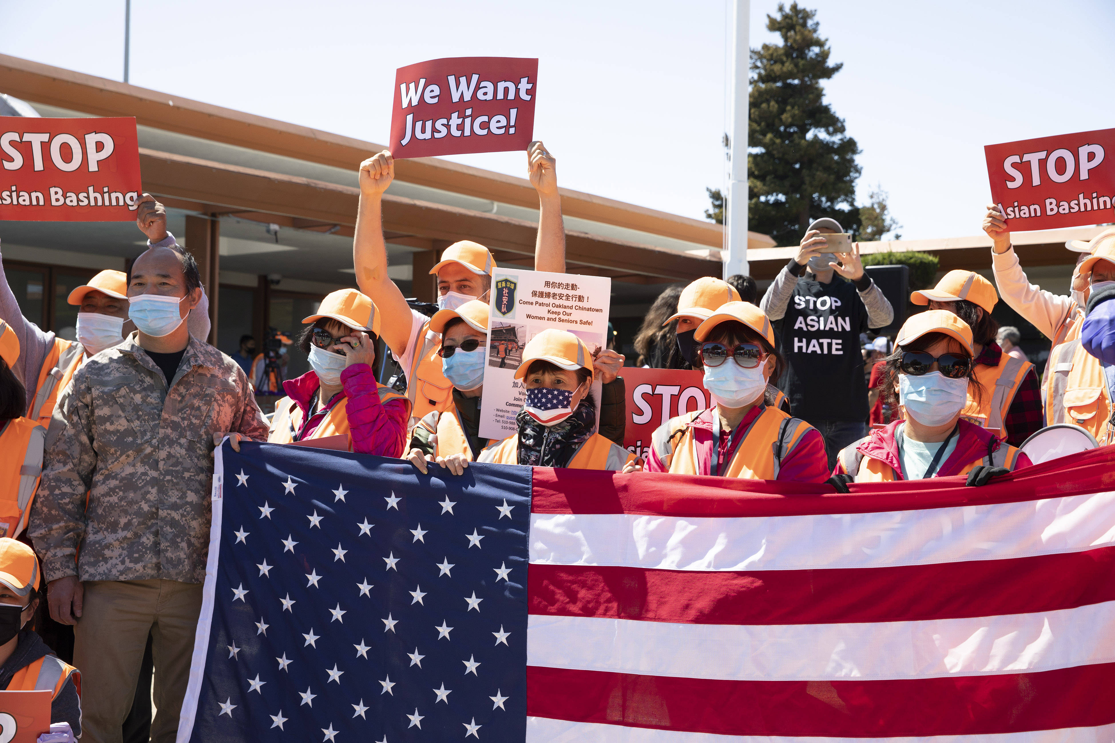 美国加州举行集会抗议针对亚裔的歧视行为和仇恨犯罪