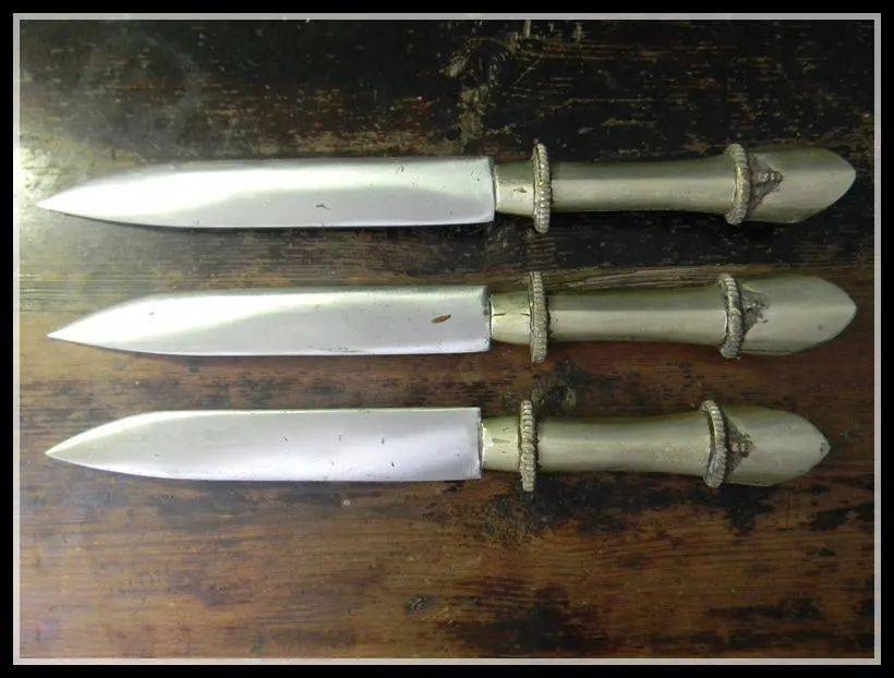 清末民初的藏族瑰宝藏刀