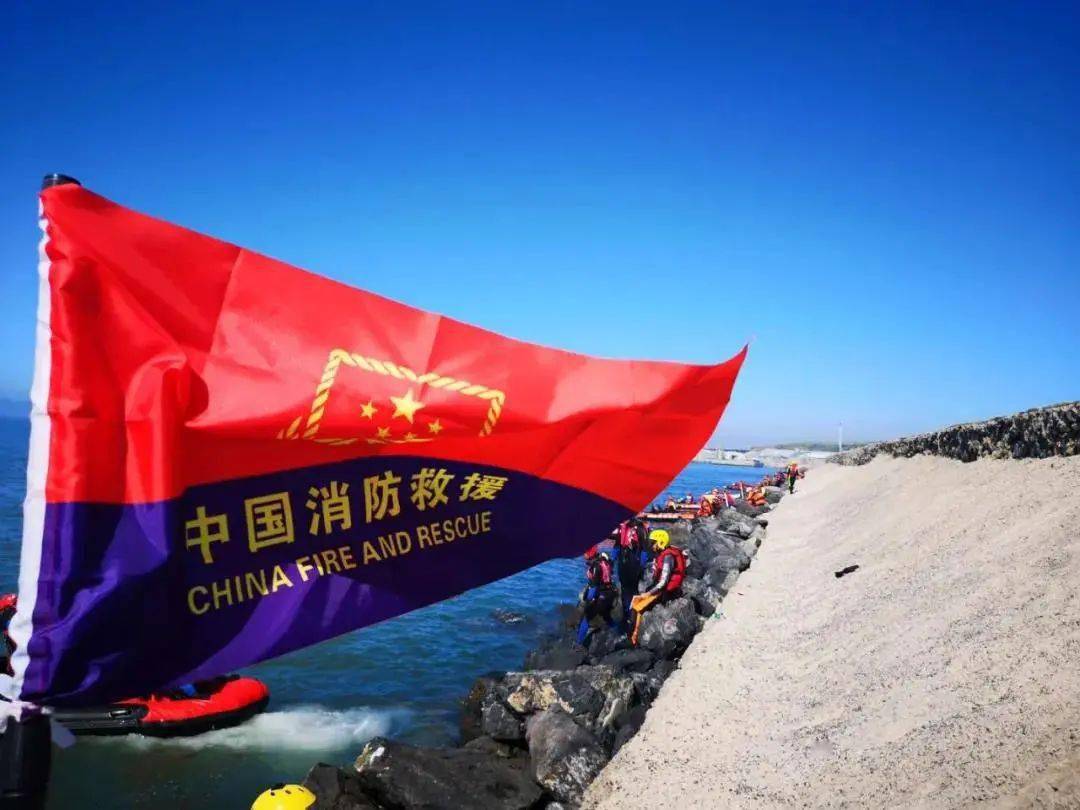 3万起,共出动消防人员440万人次,消防车77.