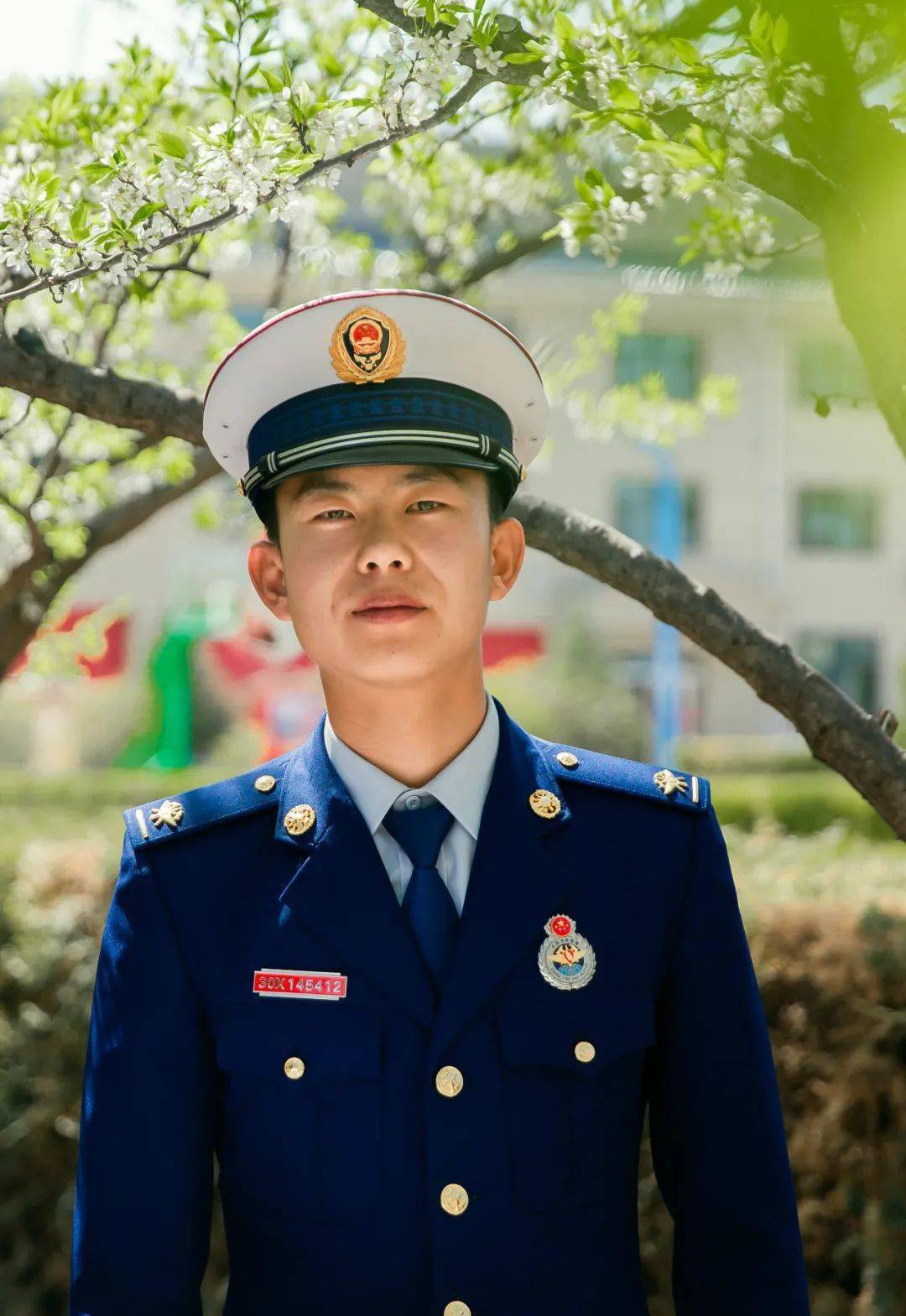 你难道还不心动帅气"蓝朋友"的照片固固将陆续推出系列因为宠粉的固原