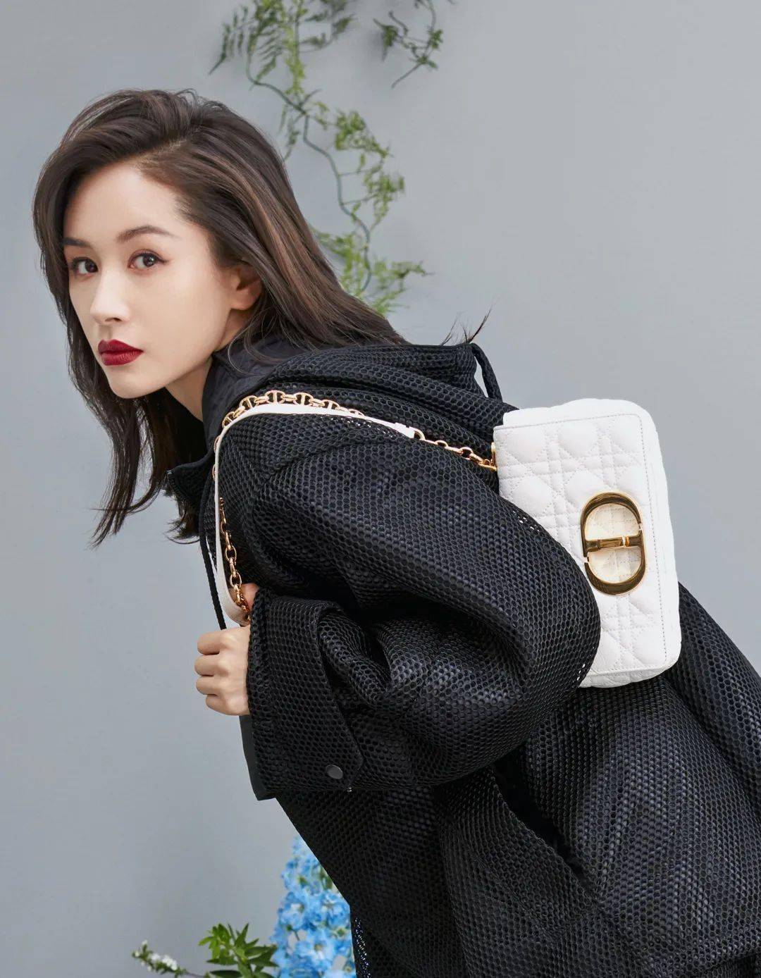 王子文白色干干净净