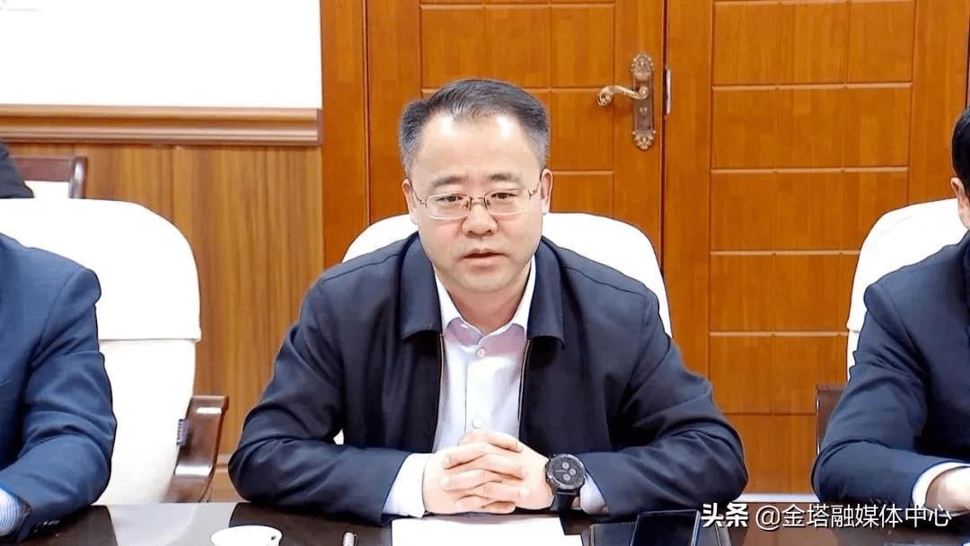 甘肃第一建设集团有限责任公司与金塔县洽谈对接项目投资事宜