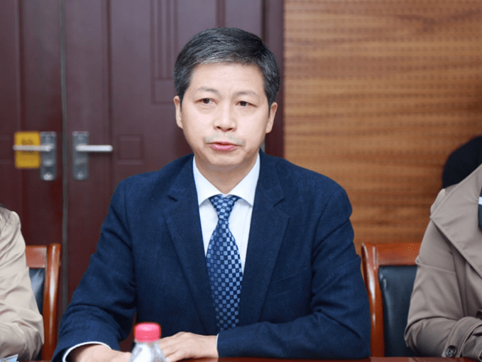 专家组组长罗庆东评估专家组组长罗庆东讲话并提出具体工作安排和要求