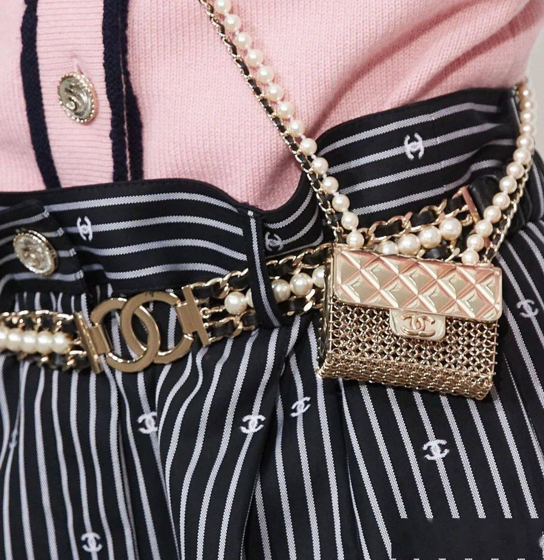 Chanel今年最难买的包包你抢到了吗 配饰
