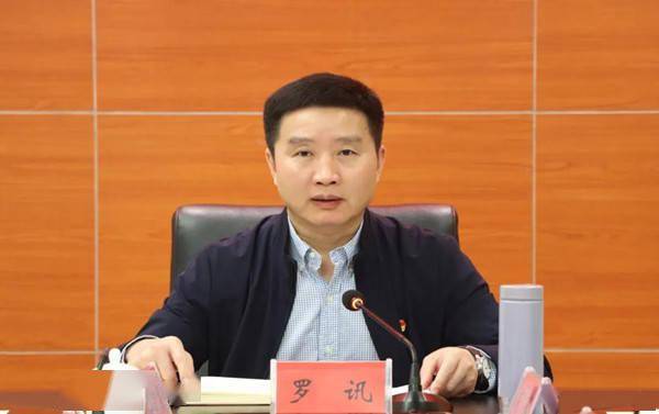 罗讯主持召开南县2021年真抓实干工作对接推进情况书记调度会