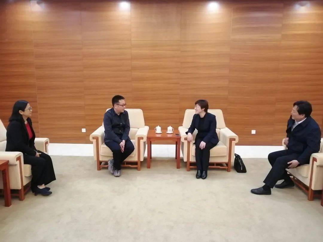 我校校友谢少荣应邀回母校交流并受聘顾问教授