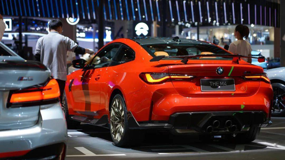 宝马展台上的大排量车不再是主角 有的车可能是最后一次亮相车展了 车型
