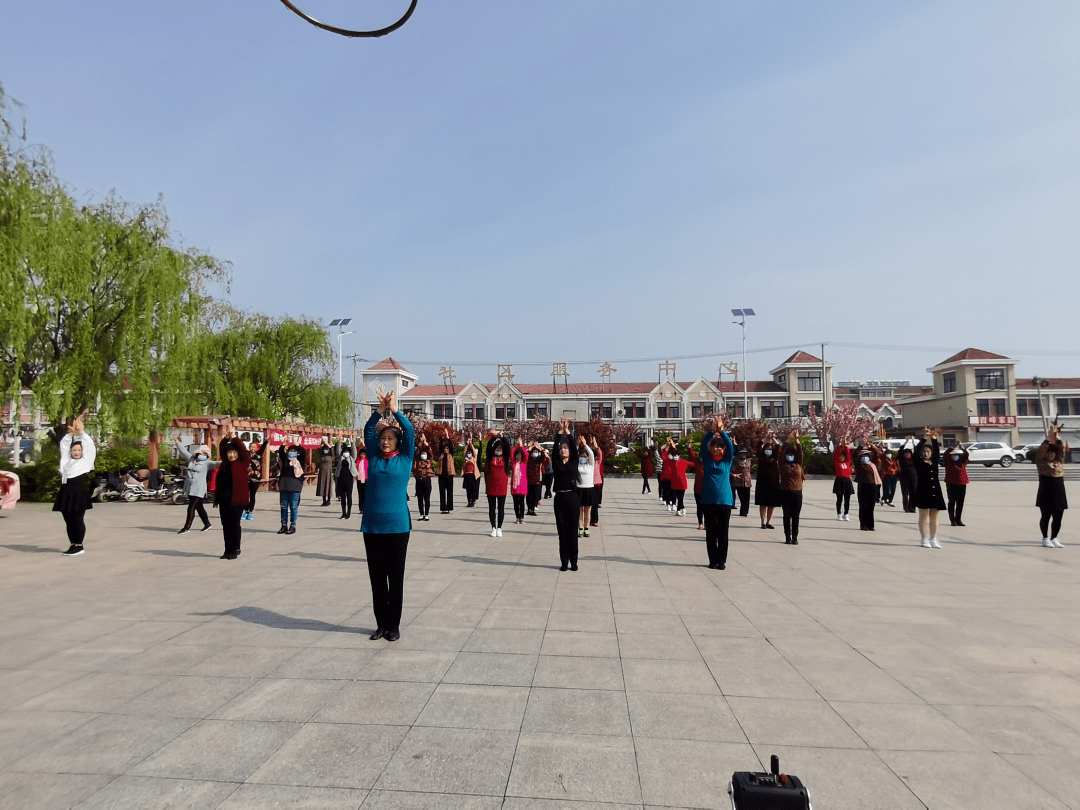 夏格庄镇成功举办"不忘初心跟党走"广场舞培训