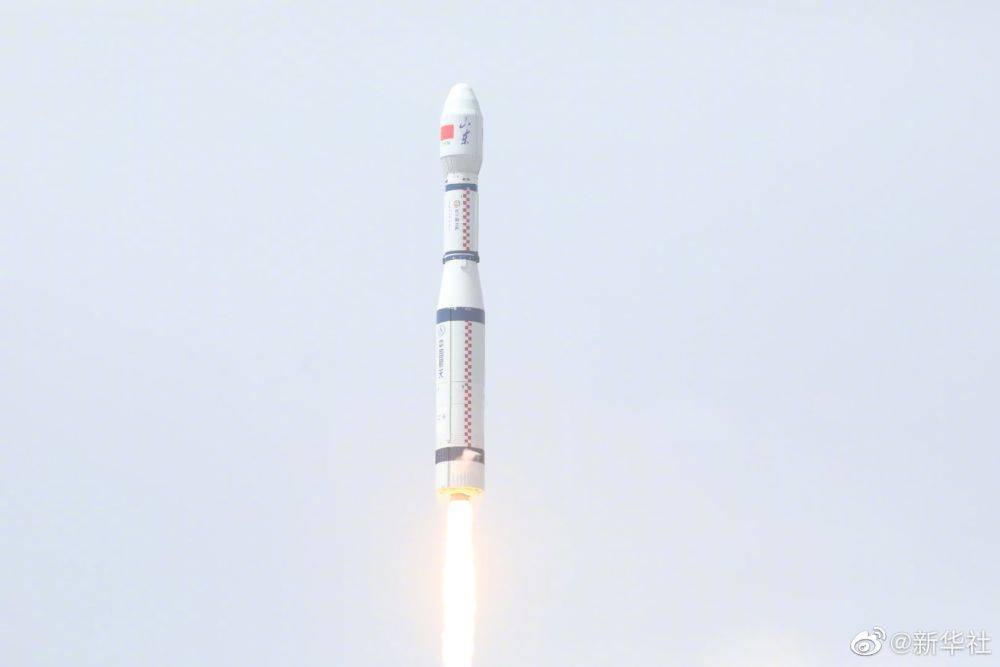 成功|齐鲁一号等9颗商业卫星成功发射 升空画面曝光