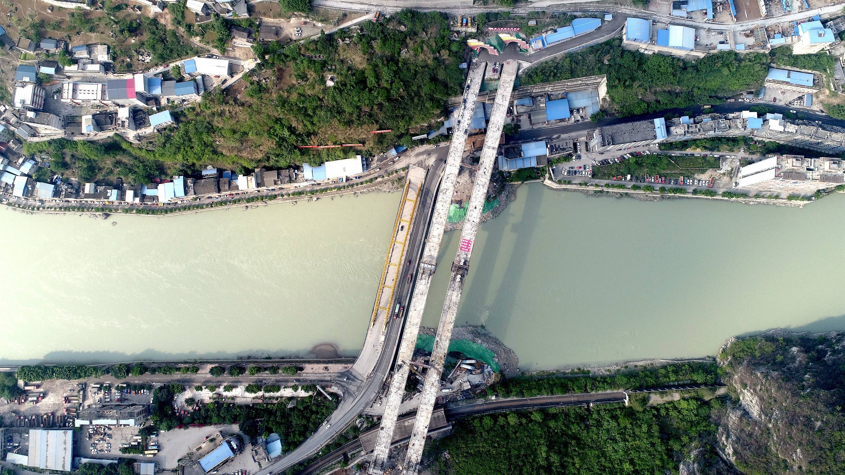 成峨高速公路图片