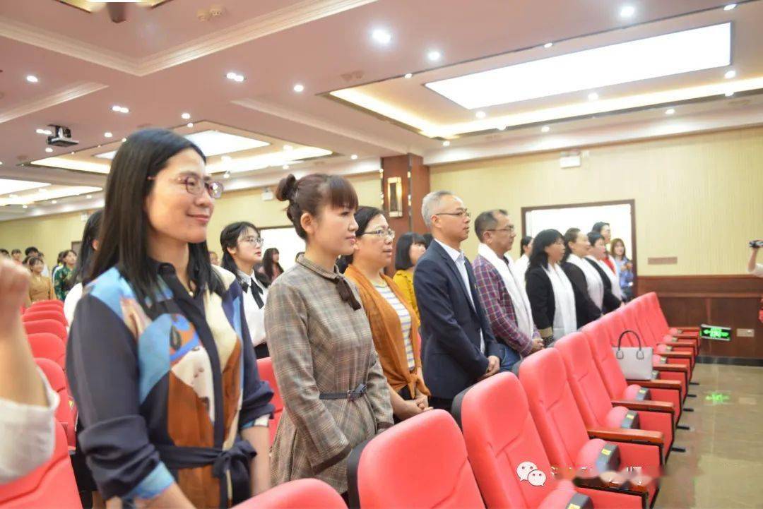 进贤一中党总支书记,校长焦祖卿表示:"本次读书活动进一步激发了同学