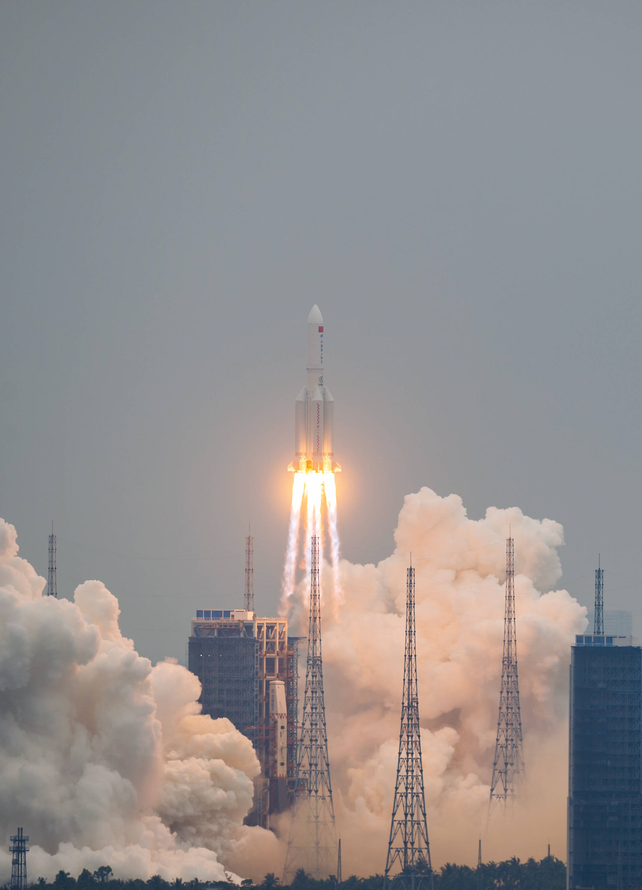 中国空间站天和核心舱发射任务成功