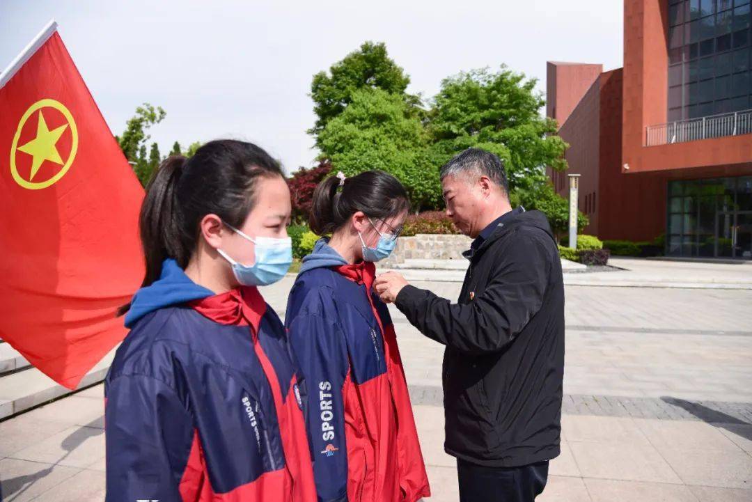 学习党史铭记红色历史传承红色基因阜阳市铁路学校开展党史学习教育之