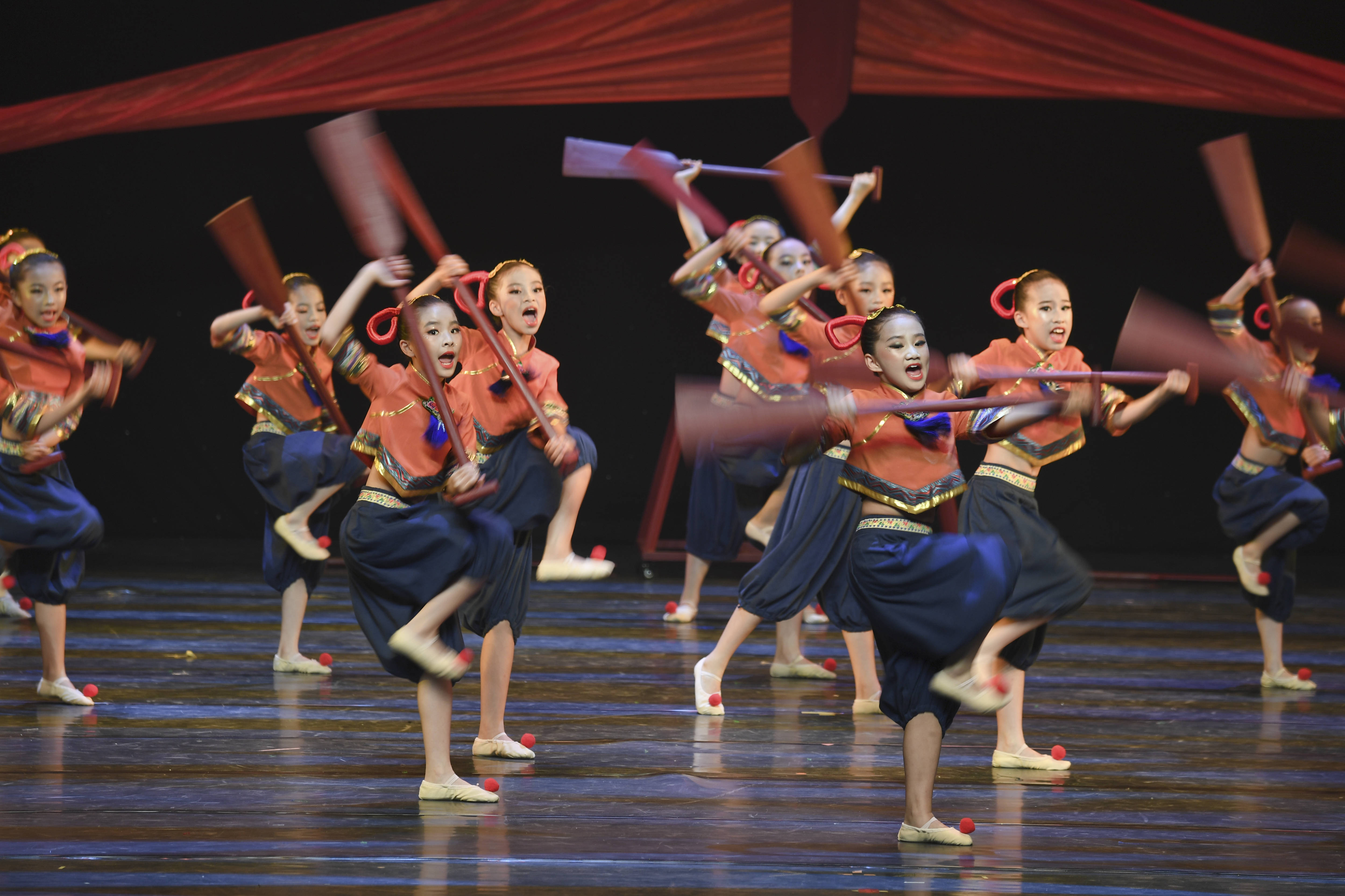 福建:原创舞蹈 乐享假期