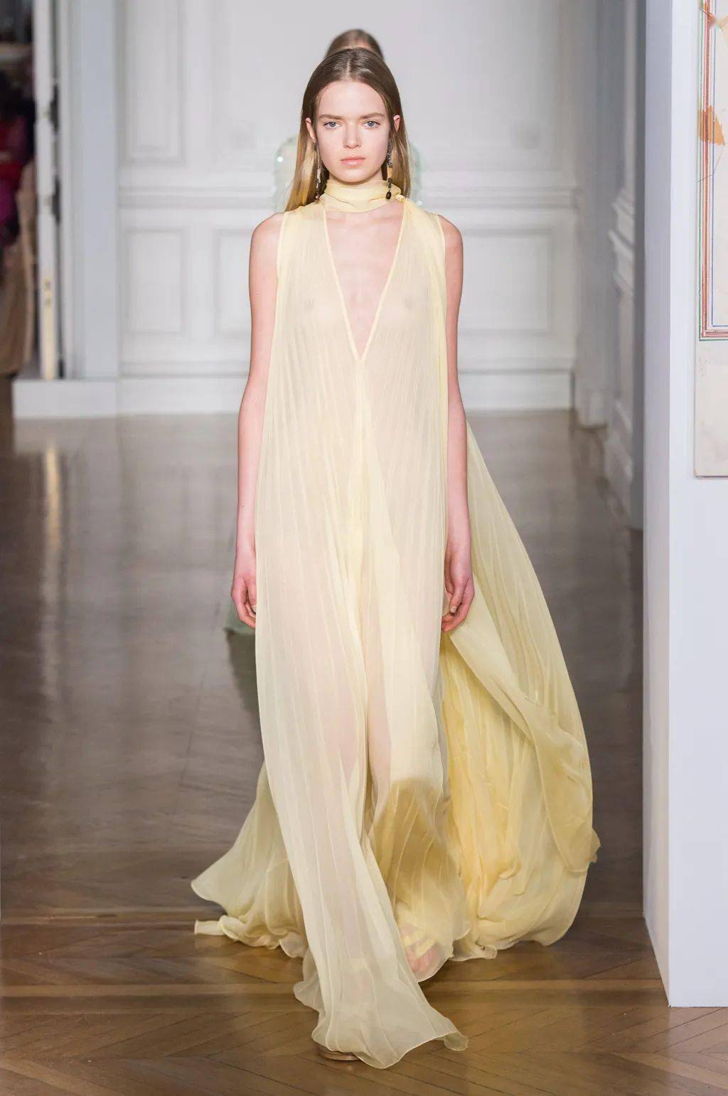 秀场上的绝美仙纱裙!