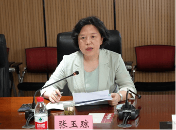 省卫生健康委副主任张玉琼带队到我市督导五一假期新冠肺炎疫情防控