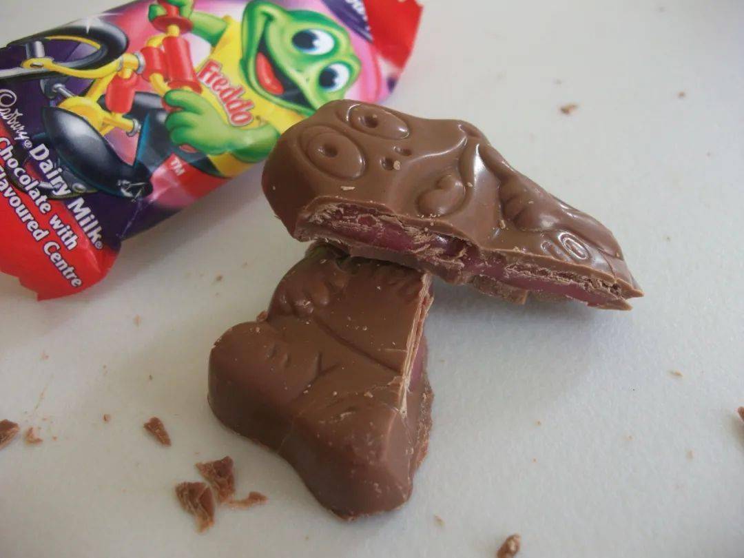 包装打开全是活虫子这款澳洲畅销的青蛙巧克力出事了