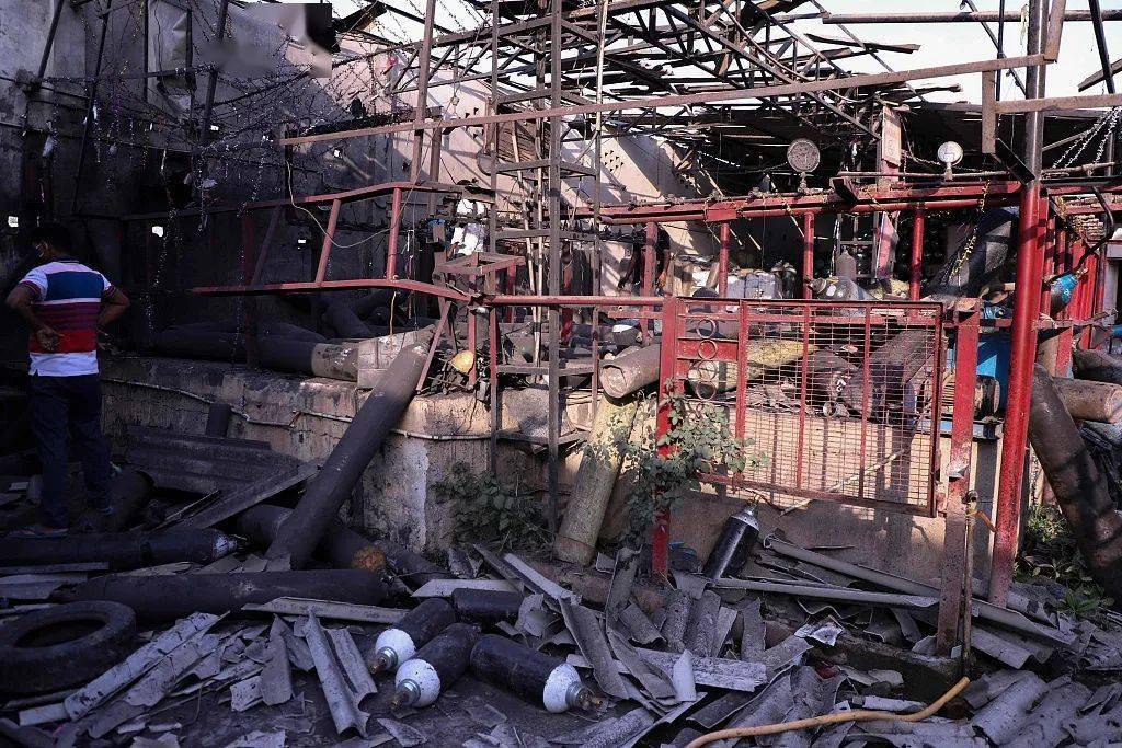 3死8伤,印度氧气瓶爆炸了!