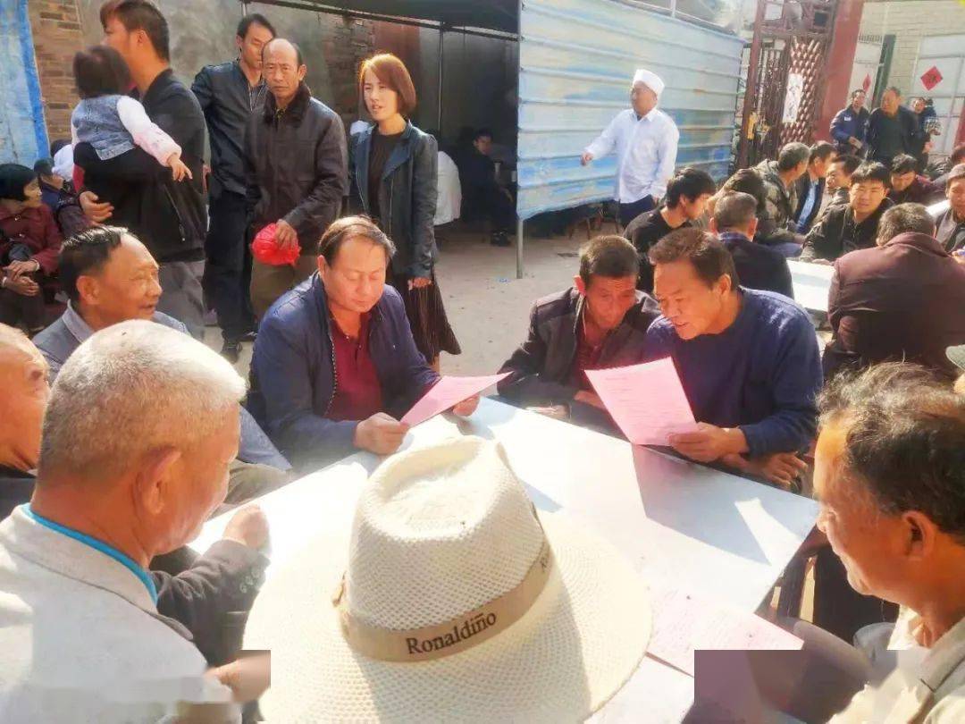 女朋友适合参加丧事吗参加葬礼穿什么衣服 自媒体热点