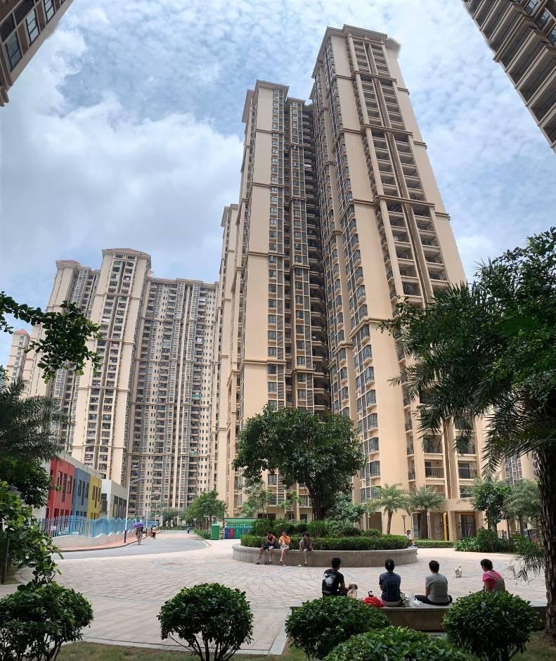 珠江租赁2018年6月承接广州市西片区保障房运营管理工作,南悦花苑是其