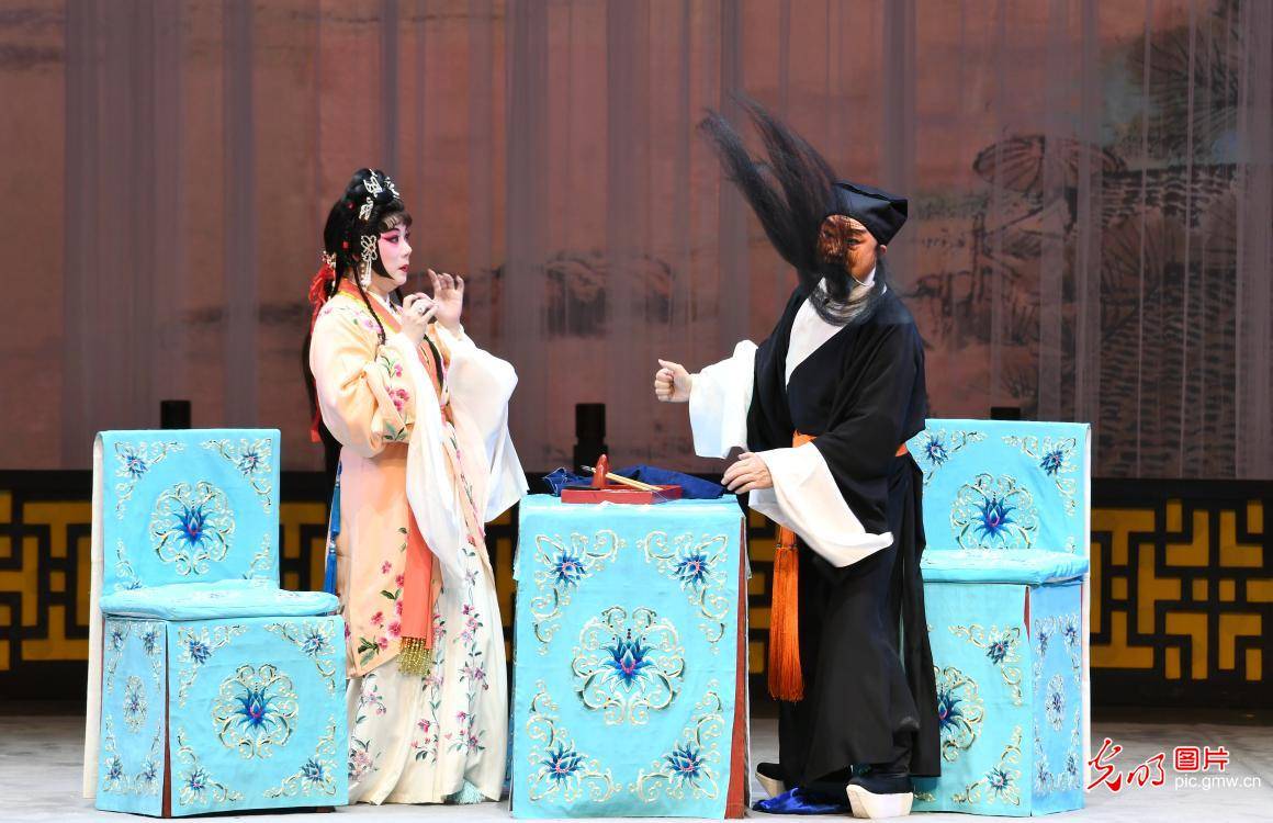 新版京剧《乌龙院》南京角逐"梅花奖"