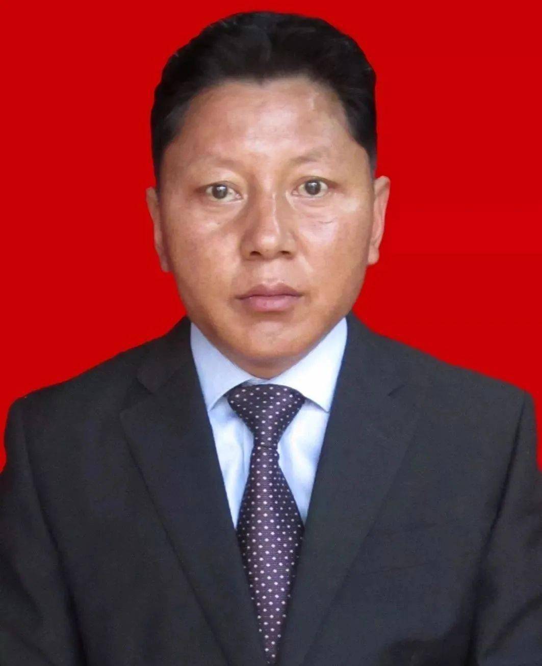 索南文青 青海省玉树藏族自治州扶贫开发局信息中心主任云忠林 青海